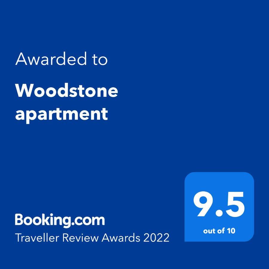 Woodstone Apartment Ploiesti Exterior photo